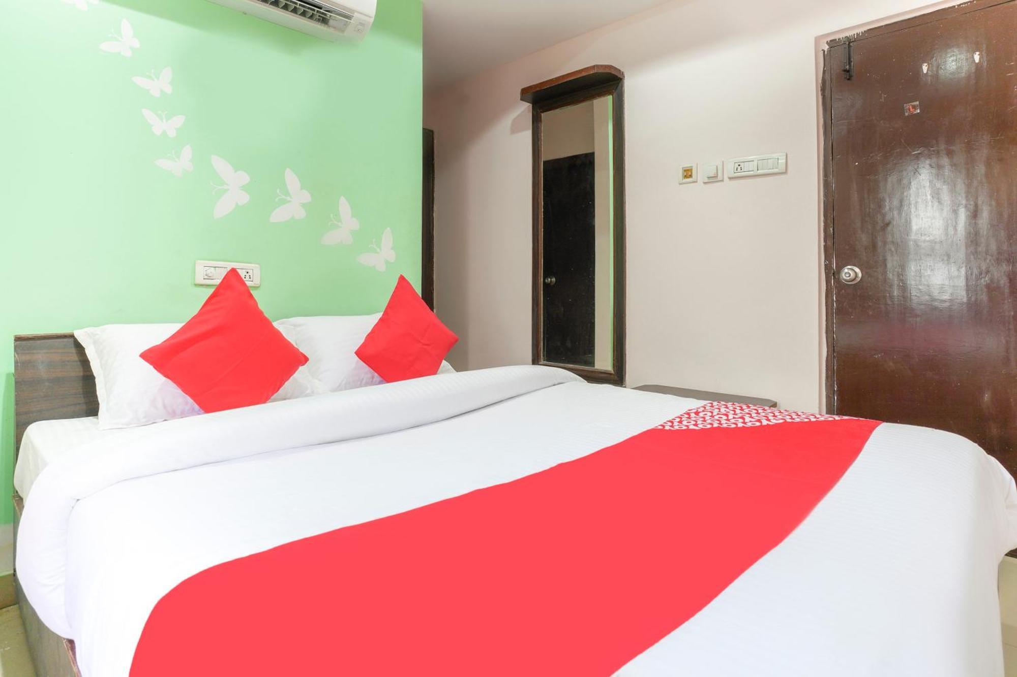 Spot On Sunshine Inn Χιντεραμπάντ Εξωτερικό φωτογραφία